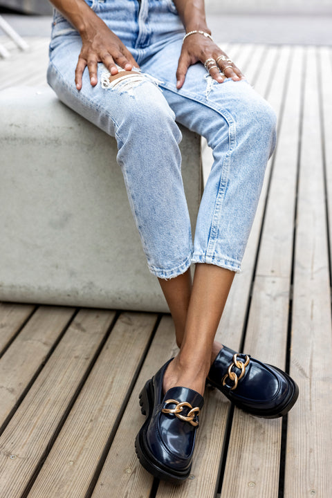 Chunky sole loafers with chain