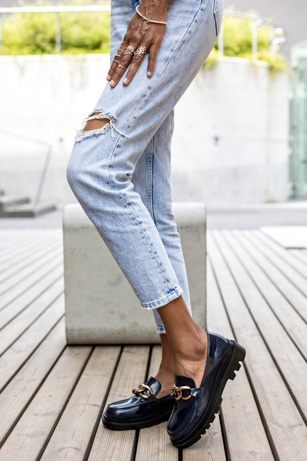 Chunky sole loafers with chain