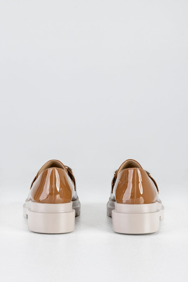 Chunky sole loafers with chain
