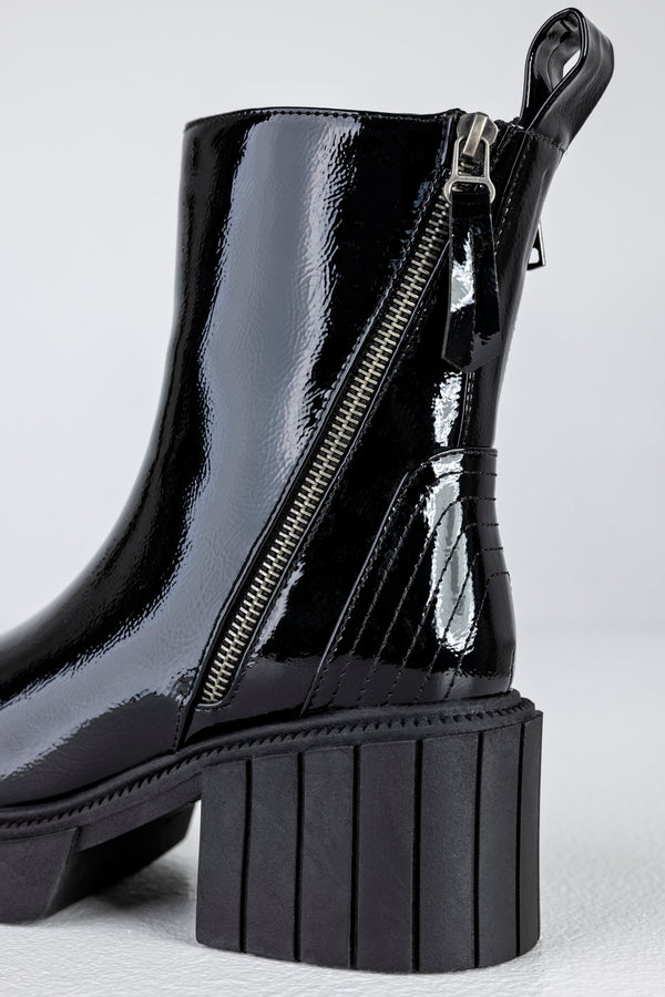 Zip-side fastening boots