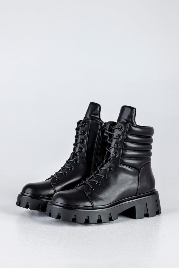 Lace-up boots