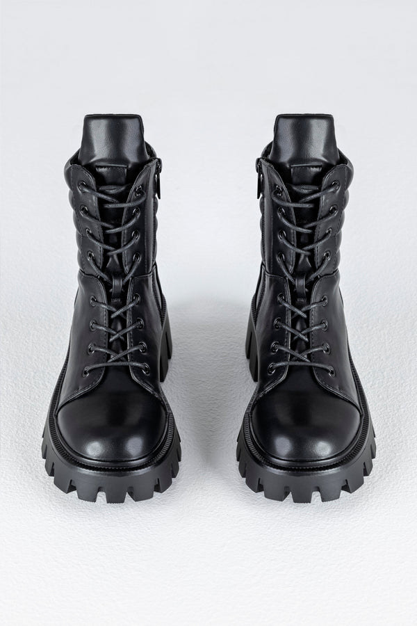 Lace-up boots