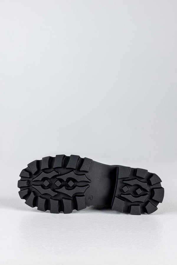 Lace-up boots