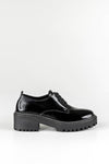 Leather lace-up shoes