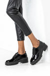Leather lace-up shoes