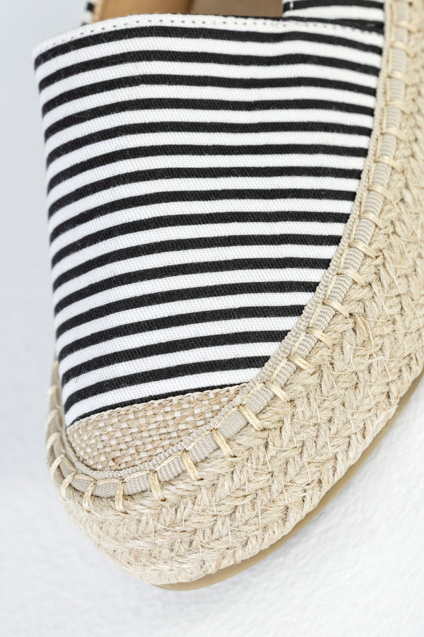 Slip-on, flatform espadrilles