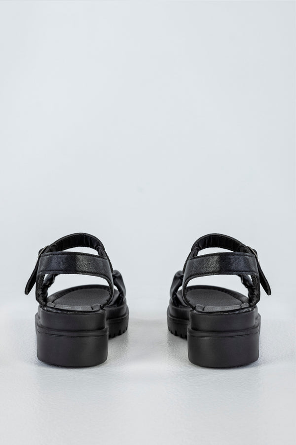 Flatform sandals with buckle