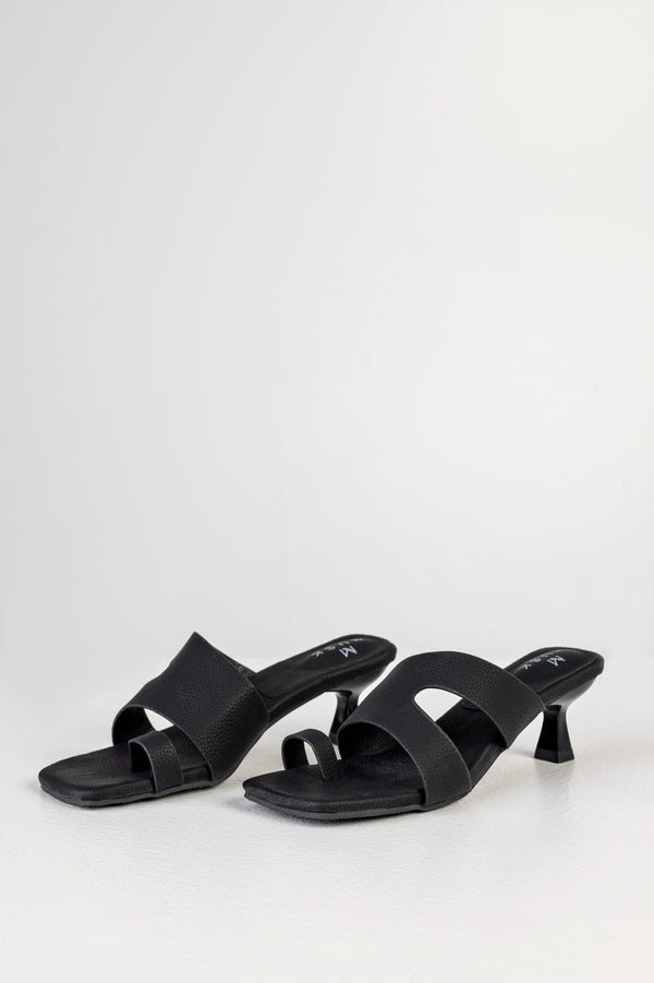 Toe heeled sandals