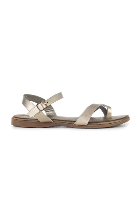 Flat sole sandals